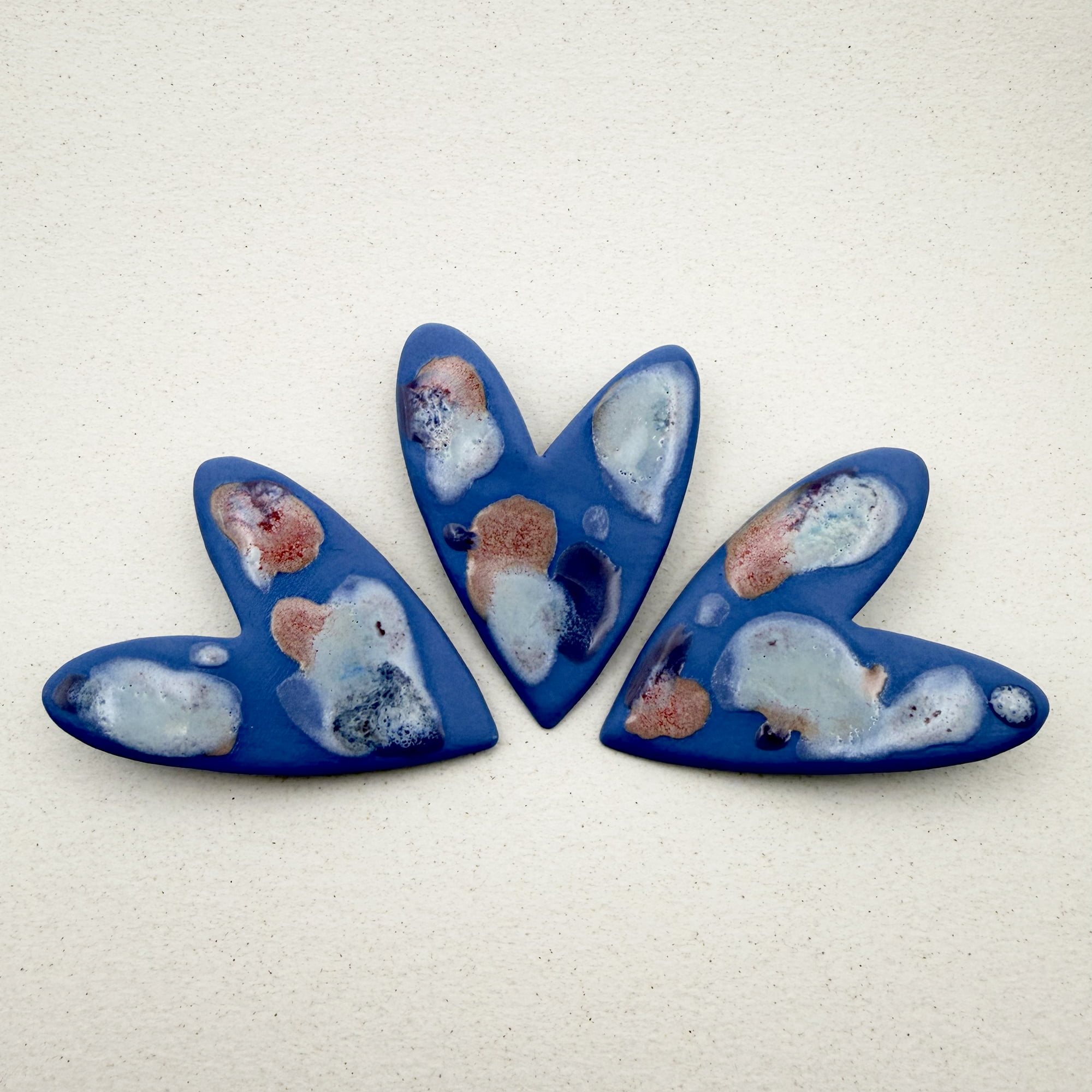 Broșă Blue Heart